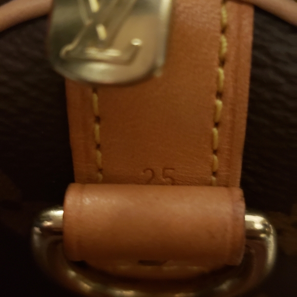 ***AUTHENTIC***Speedy B25 - Picture 5 of 11